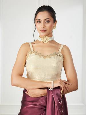 Organza purple sequinned embellished saree 4