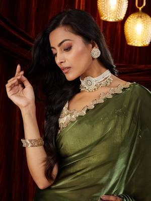 Organza green sequinned embellished saree 5