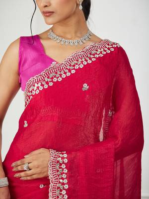 Pink embroidered silk blend saree 5