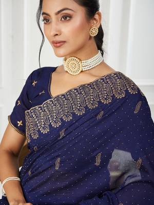 blue embroidered silk blend saree 5