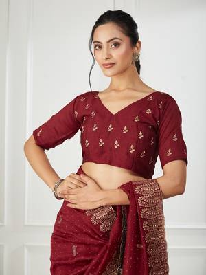 maroon embroidered silk blend saree 4