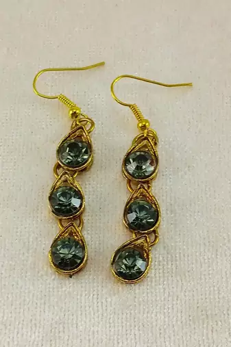 Free size brass grey stone stud hasli