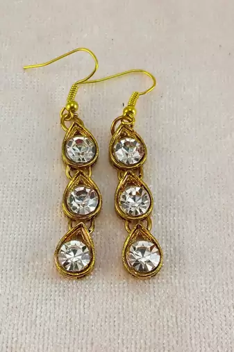 Free size brass white stone stud hasli