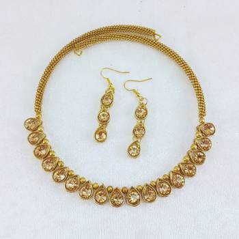 Free size brass golden stone stud hasli 1