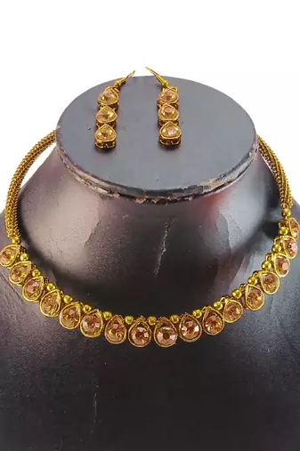 Free size brass golden stone stud hasli