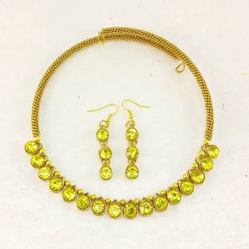 Free size brass yellow stone stud hasli 1