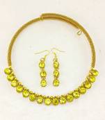 Free size brass yellow stone stud hasli