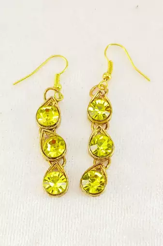 Free size brass yellow stone stud hasli