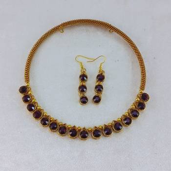 Free size brass baingani stone stud hasli 1