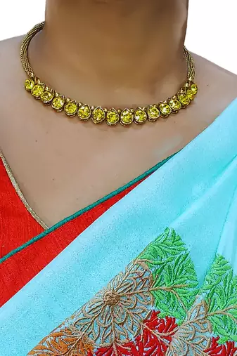 Free size brass yellow stone stud hasli
