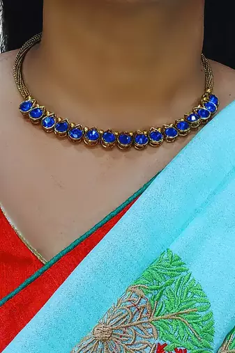 Free size brass blue stone stud hasli