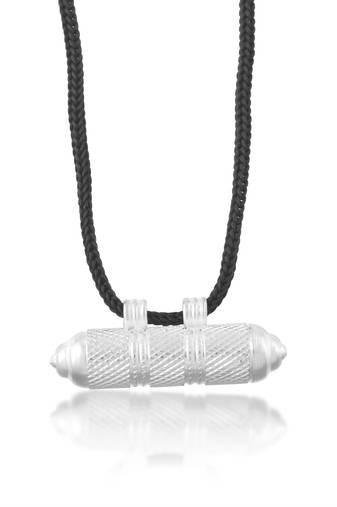 Brass silver plated tabiz taveej amulet lucky charm evil protection pendant unisex, all ages