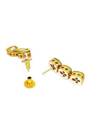 Gold plated kundan studded elegant necklace set 5
