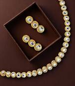 Gold plated round kundan studded necklace set