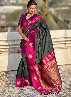 green balaji tilak woven soft silk blend saree 4
