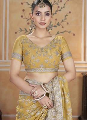Yellow gold crush partywear saree 6