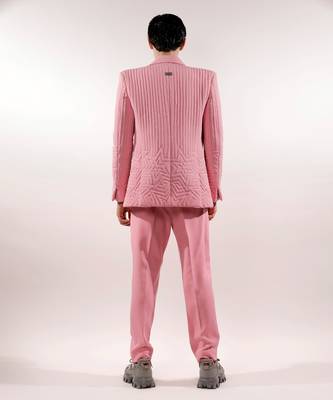 Monochrome quilted crepe pink blazer set 4