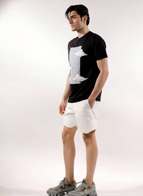 Snake texture quilted white shorts 2
