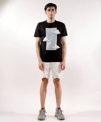 Snake texture quilted white shorts 3