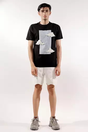 Snake texture quilted white shorts