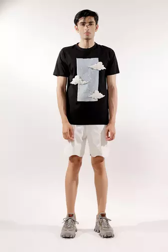3d cloud patched black cotton t-shirt