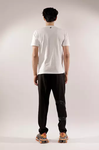Abstract quilting patched white t-shirt