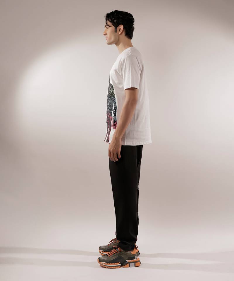 White abstract quilted t-shirt