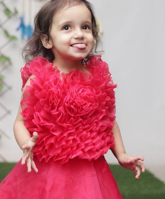 Red organza sleeveless gown for kids 4