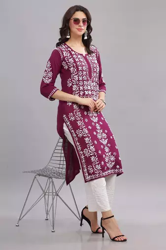Avni-chikankari-modal-straight-kurta