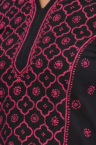Maneka-chikankari-top