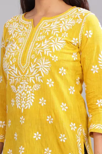 Women’s Yellow Chikankari Embroidered Kurta