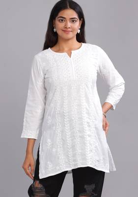 White Chikankari Kurta For Comfortable & Stylish Ethnic Wear 1