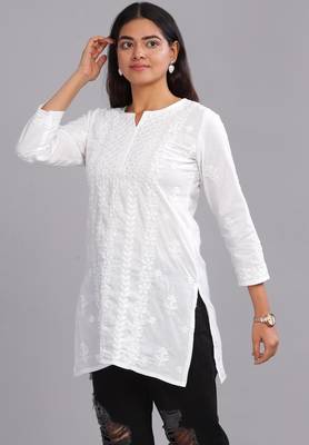 White Chikankari Kurta For Comfortable & Stylish Ethnic Wear 3