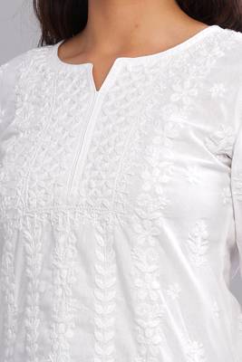White Chikankari Kurta For Comfortable & Stylish Ethnic Wear 5
