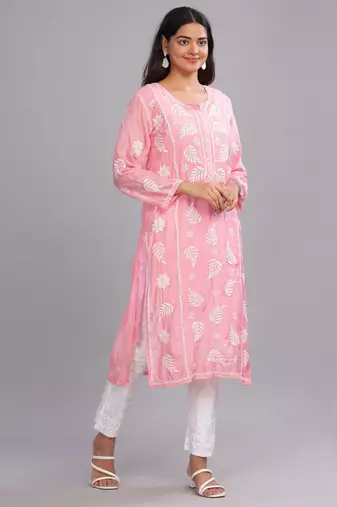 Imani-chikankari-chanderi-kurta