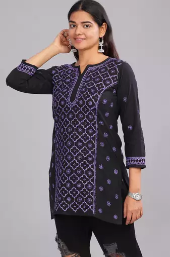 Momina-chikankari-cotton-top