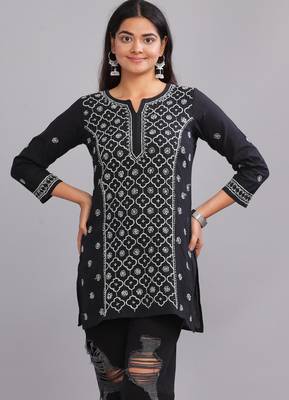 Black Chikankari kurta with Round Neck 1