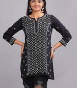 Asmara-chikankari-cotton-top