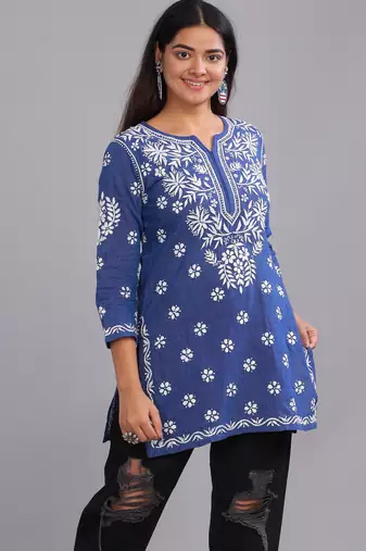 Gulnar-chikankari-katha-cotton-top