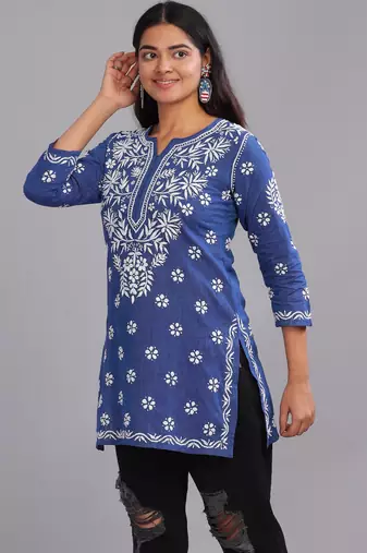 Gulnar-chikankari-katha-cotton-top