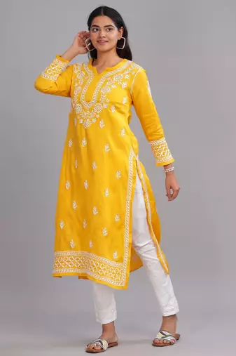Hayat-chikankari-cotton-kurta
