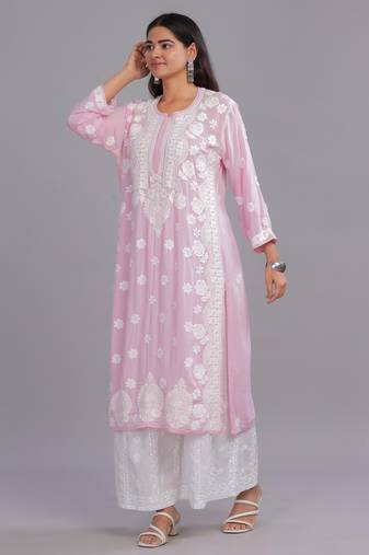 Nora-chikankari-modal-kurta