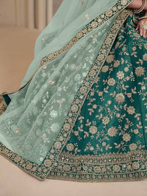 Green Embroidered Zari Sequins Art Silk Lehenga 4