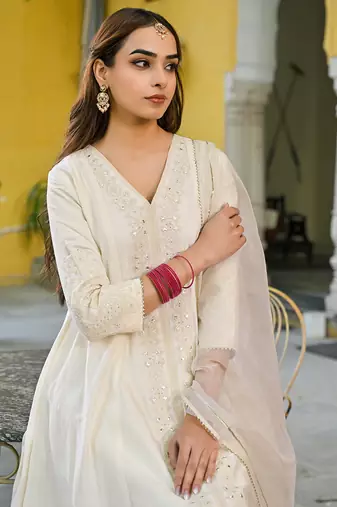Women off white silk blend solid embroidered a-line kurta trousers with dupatta