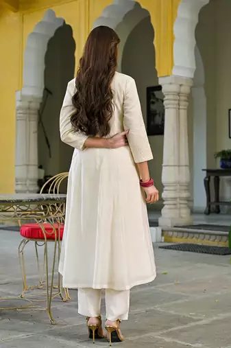 Women off white silk blend solid embroidered a-line kurta trousers with dupatta