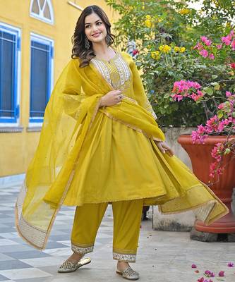 Women yellow silk blend solid embroidered anarkali kurta salwar with dupatta 3