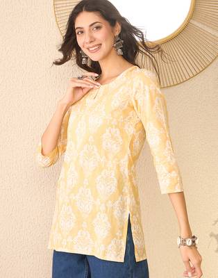 Women yellow cotton blend ethnic motifs printed regular top 3