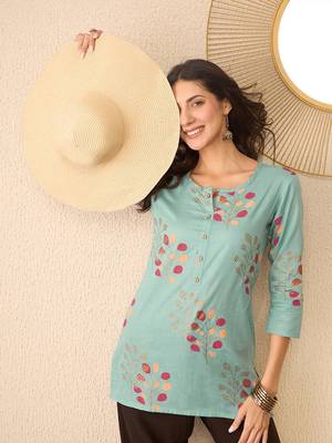 Women blue cotton blend floral printed regular top 2