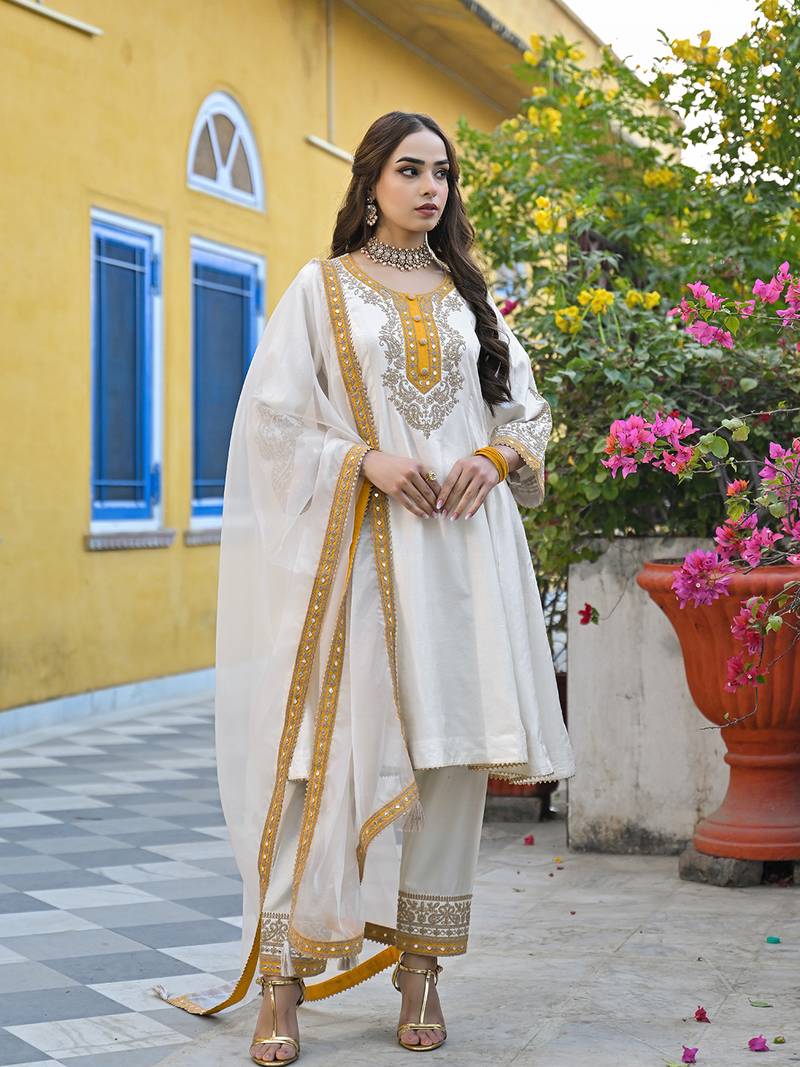 Women off white silk blend solid embroidered anarkali kurta salwar with dupatta