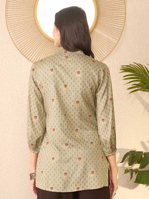 Women grey cotton blend floral printed regular top 4